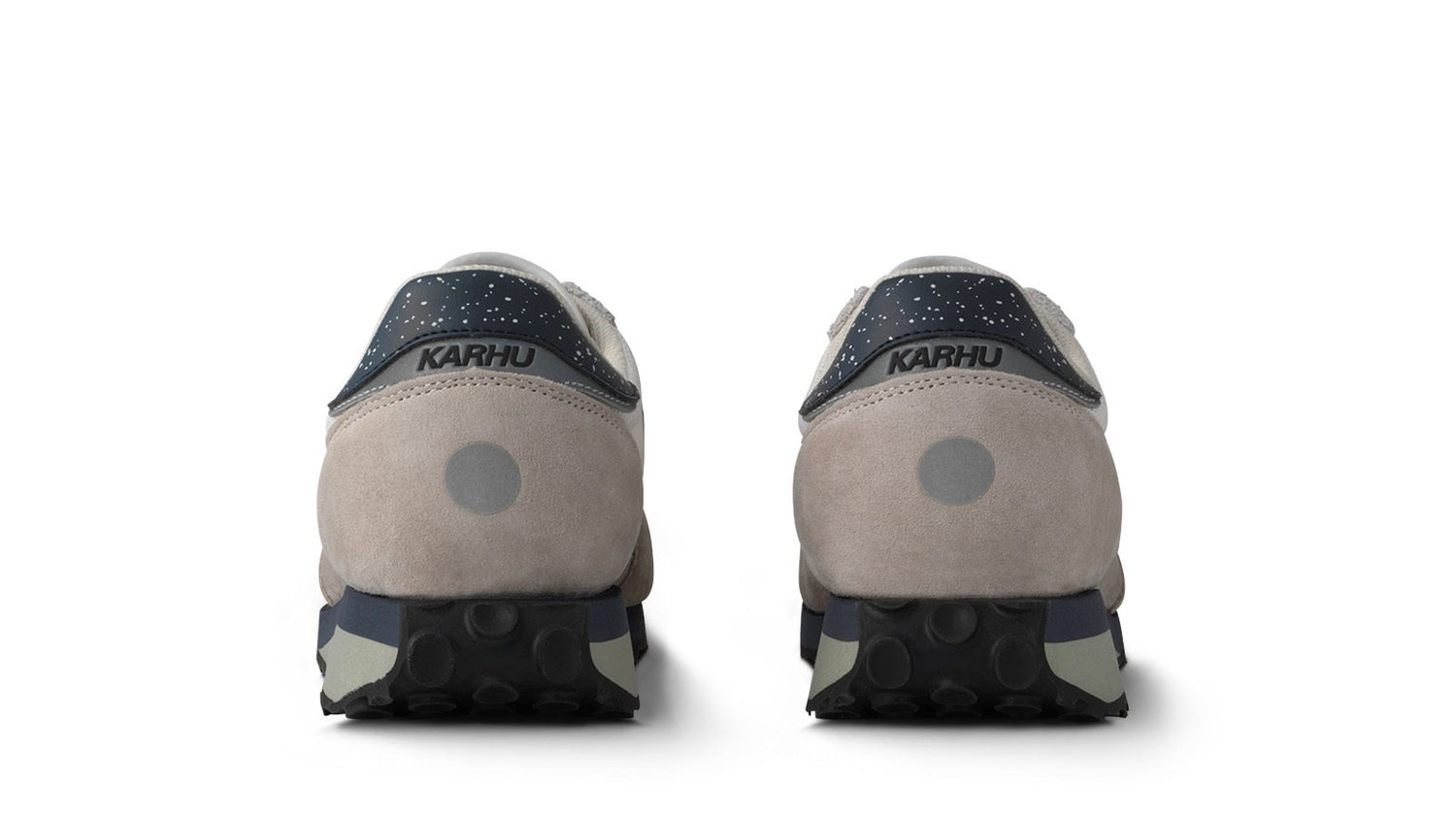 KARHU Mestari Control - Silver Lining / Jet Black | Lifestyle sneaker