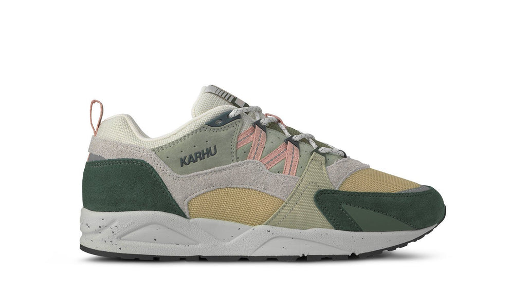 Karhu-Fusion-2.0-Darkest-Spruce-Cameo-Rose-F804194-1