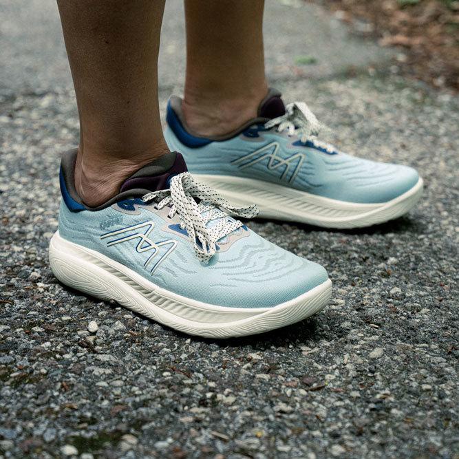 KARHU WOMEN'S IKONI 3.0 - BLUE HAZE / TURTLEDOVE