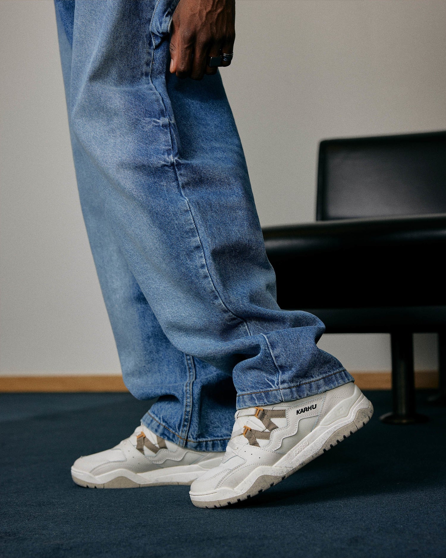 Karhu Fusion XT Blanc de Blanc / Vintage Khaki F850009 | Lifestyle sneaker