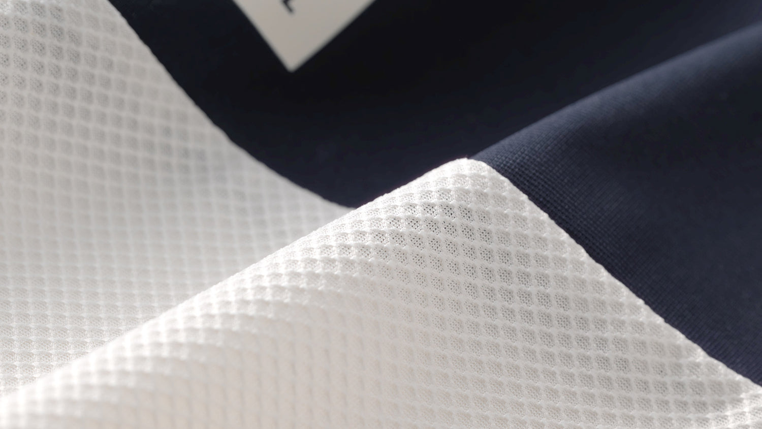 Karhu SUN RUN SINGLET WOMEN'S - OFF WHITE/ESTATE BLUE 85971