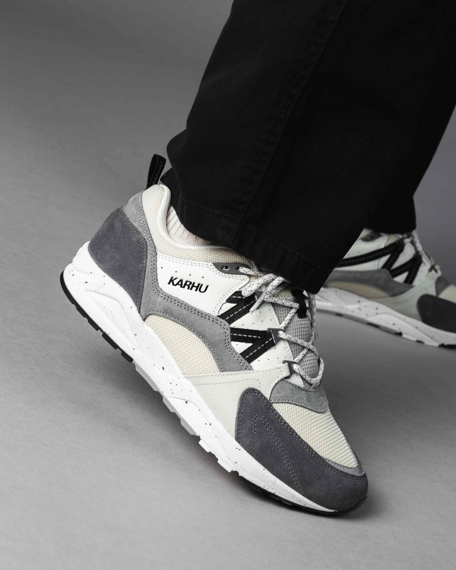 Karhu Fusion 2.0 Limestone / Jet Black F804181 sneakers