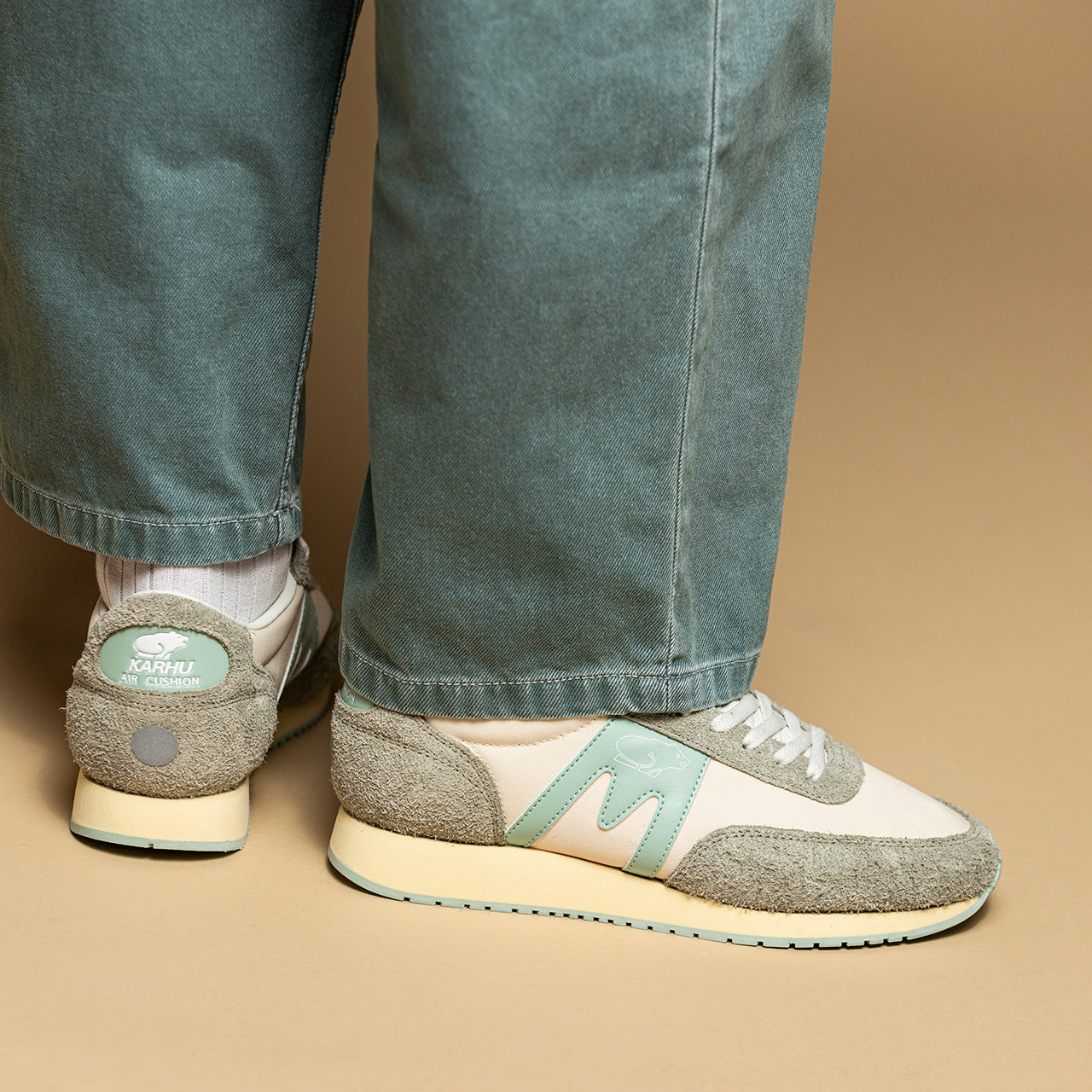 ALBATROSS 82 - LAUREL OAK / NEPTUNE GREEN